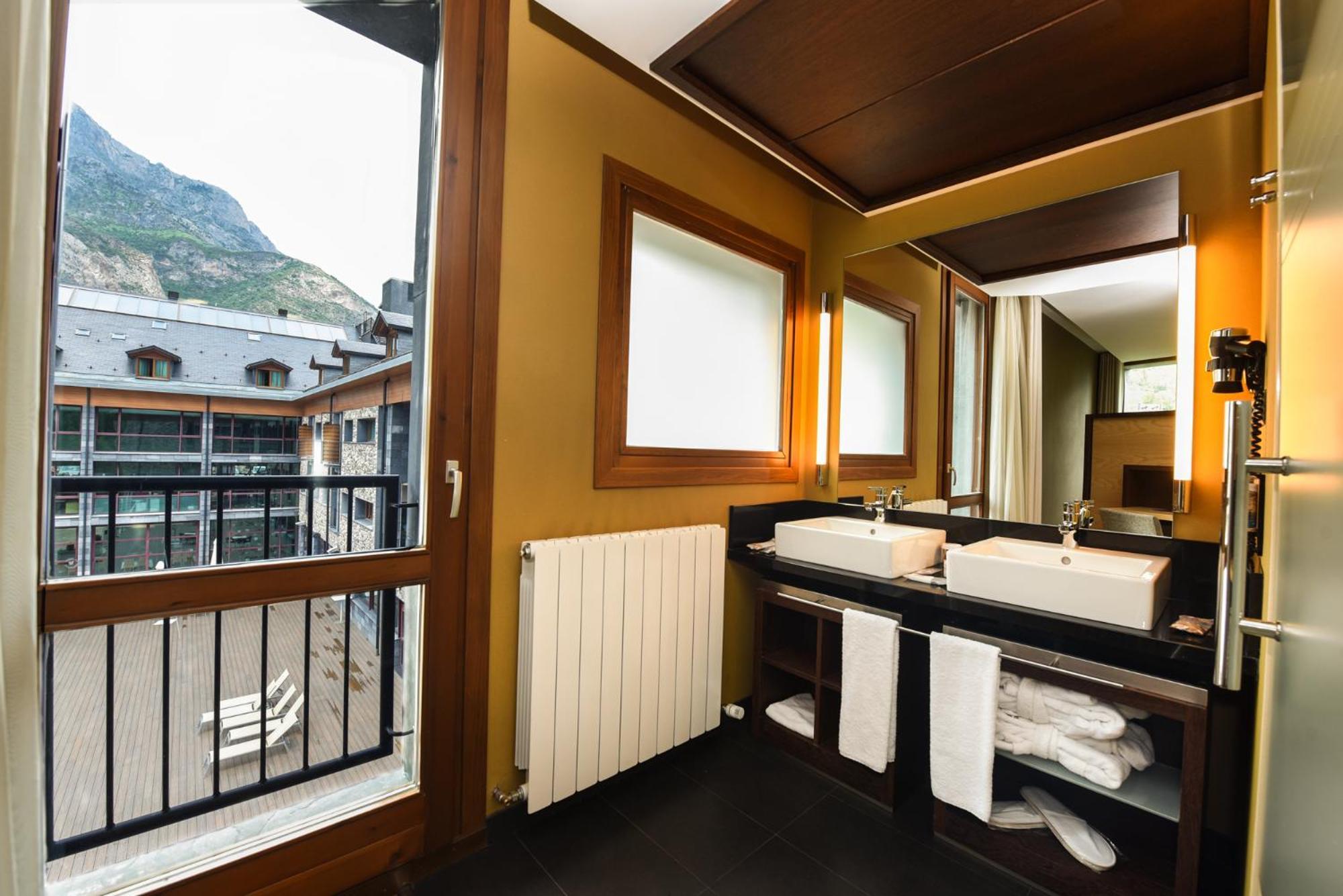SOMMOS Hotel Aneto Benasque Exterior foto
